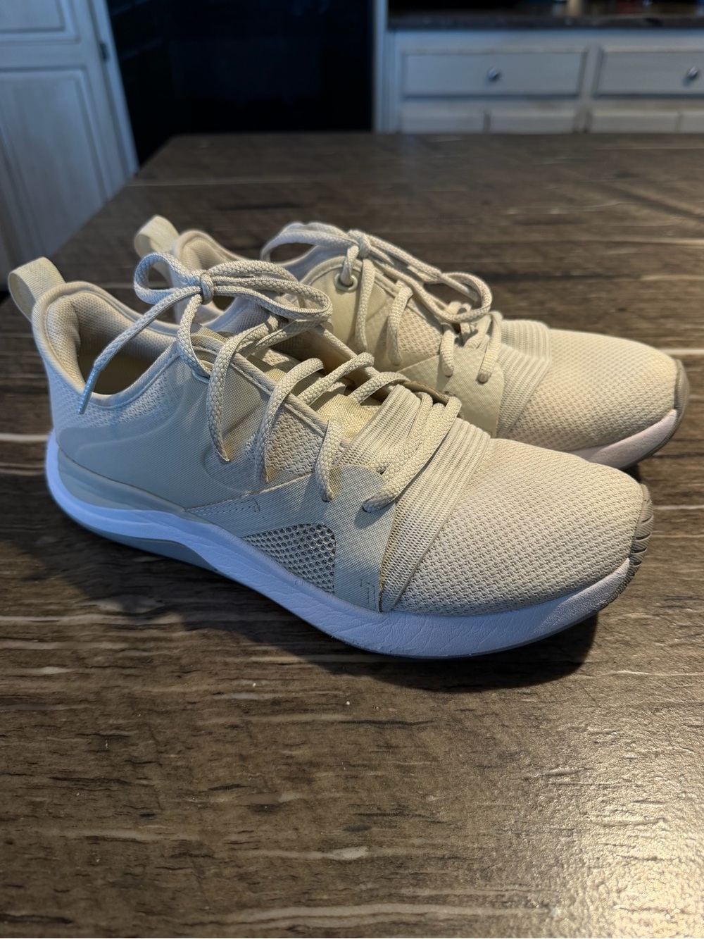 Under Armour Women's Cream Athletic Running Shoes